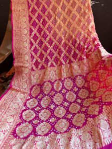 Ladies Zari Diamond Banarasi Saree