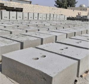 Plain Polished Solid Concrete Blocks, Color : Grey