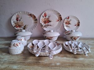 Printed Ceramic Dinner Set, Color : White