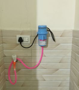 Instant Water Geyser