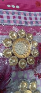 Golden Decorative Urli