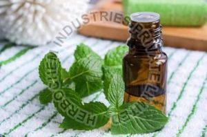 Mentha Arvensis Oil, Brand Name : HCI, Form : Liquid