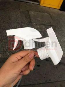 White Plastic Trigger Sprayer 28mm, Brand Name : Dhiren