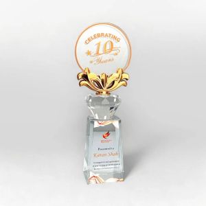 Crystal Exclusive Trophy with Crown Ugi 539