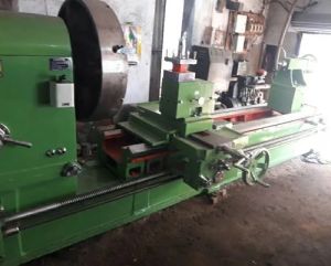 Extra Heavy Duty Lathe Machine