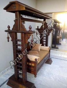 Polished Designer Wooden Swings, Brand Name : Amber