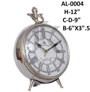 Analog Clock Aluminium Table Clock, Shape : Round for Decoration