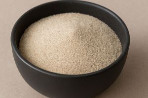 Quartzite Silica Sand, Color : White / Light Cream