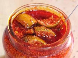 Salt Unakka Mango Pickle, Packaging Type : Glass Jar for Ready To Eat