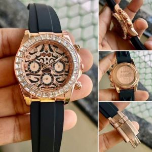 Leather Fashion Wrist Watch, Strap Color : Black