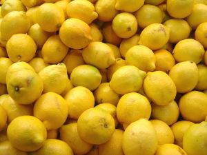 Organic A Grade Lemon, Color : Yellow for Juice, Drinks