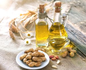 Wood Pressed Groundnut Oil, Color : Pale Yellow, Purity : 99%