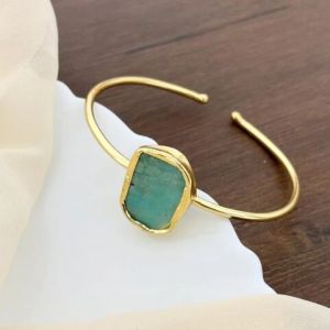 Polished Single Rough Stone Bangle, Color : Green Jewellery