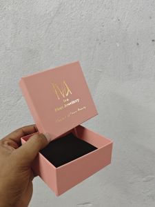 Packaging Gift Boxes