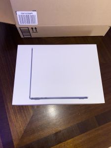 Core I7 Apple Macbook Air 2025 Laptop, Color : Silver, Silver