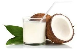 Fresh Coconut Milk, Color : White, Form : Liquid, Purity : 99%