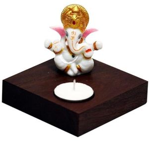 Plain Polished Wooden Ganesha Tea Light Candle Holder For Decoration