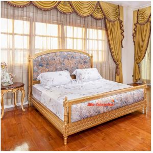 Gold Finish Wooden Classic King Size Bed BD-082