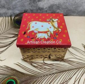 Gold/red Iron Pichwai Printed Box, for Gifting/storage, Size: 6x6x4