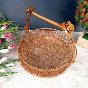 Round Metal Wire Mesh Gold Hamper Basket