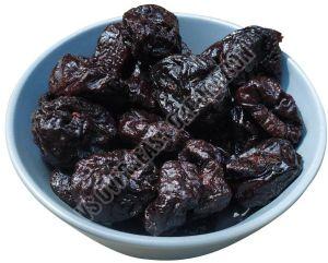 Dried Prunes, Color : Purple, Taste : Sweet