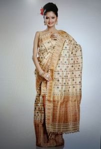 Silktouch Woven Muga Silk Saree, Color : Golden