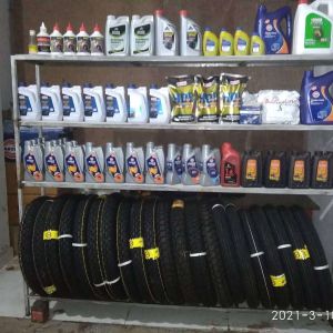 Synthetic Blend Bike Engine Oil, Packaging Type : Plastic Bottle