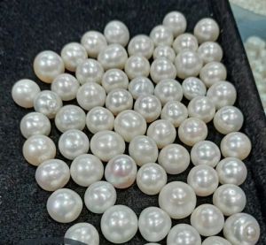 Polished Plain Pearl Beads, Beads Shape : Round