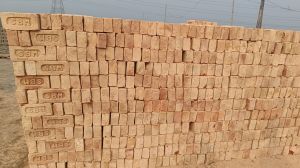 Clay Red Brick, Operating Type : Manual, Length : 10mm