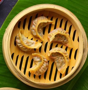 MINCED CHICKEN MOMOS