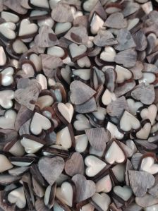 BLACK MOTHER OF PEARL SHELLS