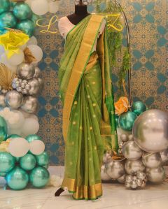 Banarasi Crushed Tissue Saree With Buti & Zari Border