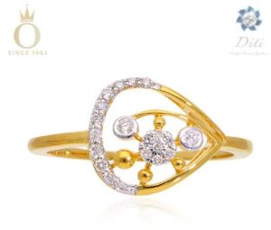 DIAMOND LADIES FANCY RING