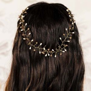 Embellished Pearls Women U Hair Pins
