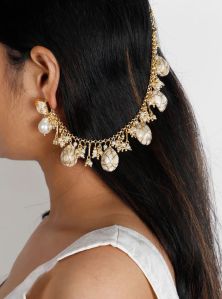 Para Ladies EarChain