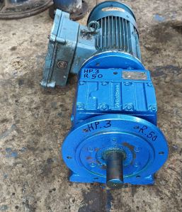 3 HP Helical Gear Motor &AMP;ndash; 50 RPM Output &AMP;ndash; 30:1 Ratio &AMP;ndash; Made in Germany