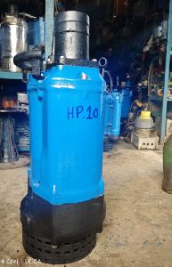 Fully Automatic Cast Iron Tsurumi 10 HP Submersible Dewatering Pump