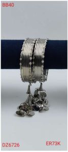 Designer Metal Bangle Set