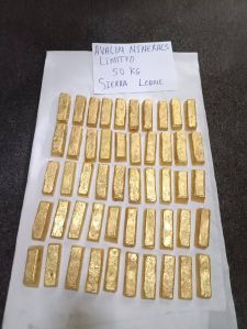 24 Carats gold bar, Shape : Rectangular, Packaging Type : Golden