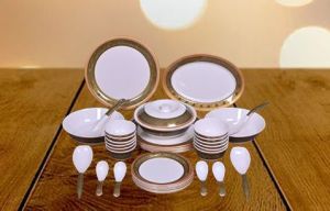 Polished 32 Piece Melamine Dinner Set, Color : Light Brown