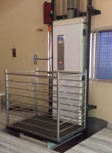 Half Platform Hydraulic Lift