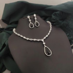 Alia Bhatt Inspired Black Women Necklace &AMP;AMP; Earrings Set