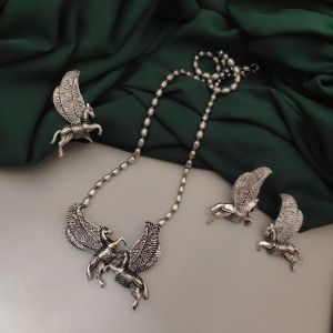 Silver Stunning Oxidized Horse Women Jewelry Set