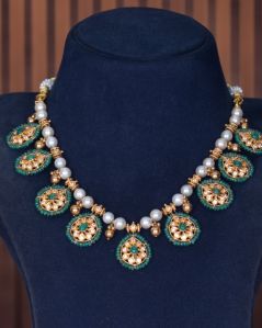 Sm Womens Beaded Necklace