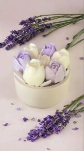 Blooming Tulip Candle