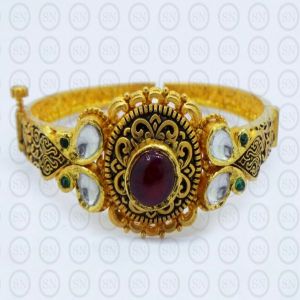 AB09 Gold Bangles