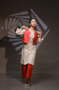 Arwa Ketya Kurti Set