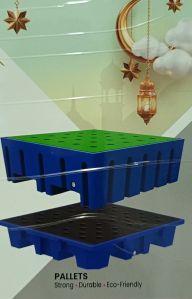 plastic pallets