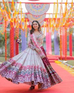 Ladies Designer Lehenga
