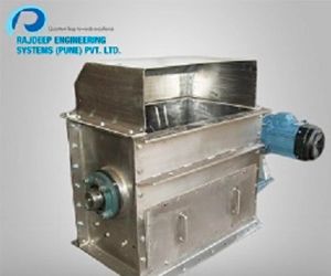 Lumps Breaker Machine